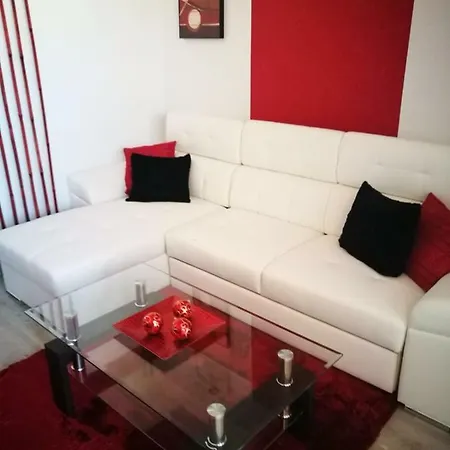 Calle Paises Bajos Ocean View Апартаменты *